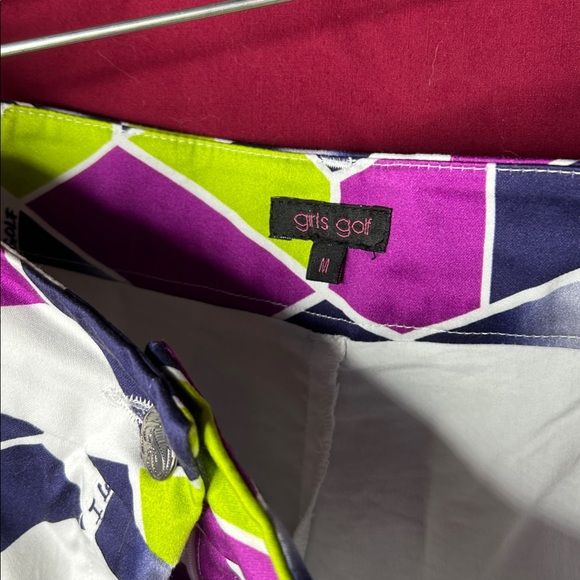 Women’s size medium Patterned Skort-Purple and Green - Picture 5 of 8